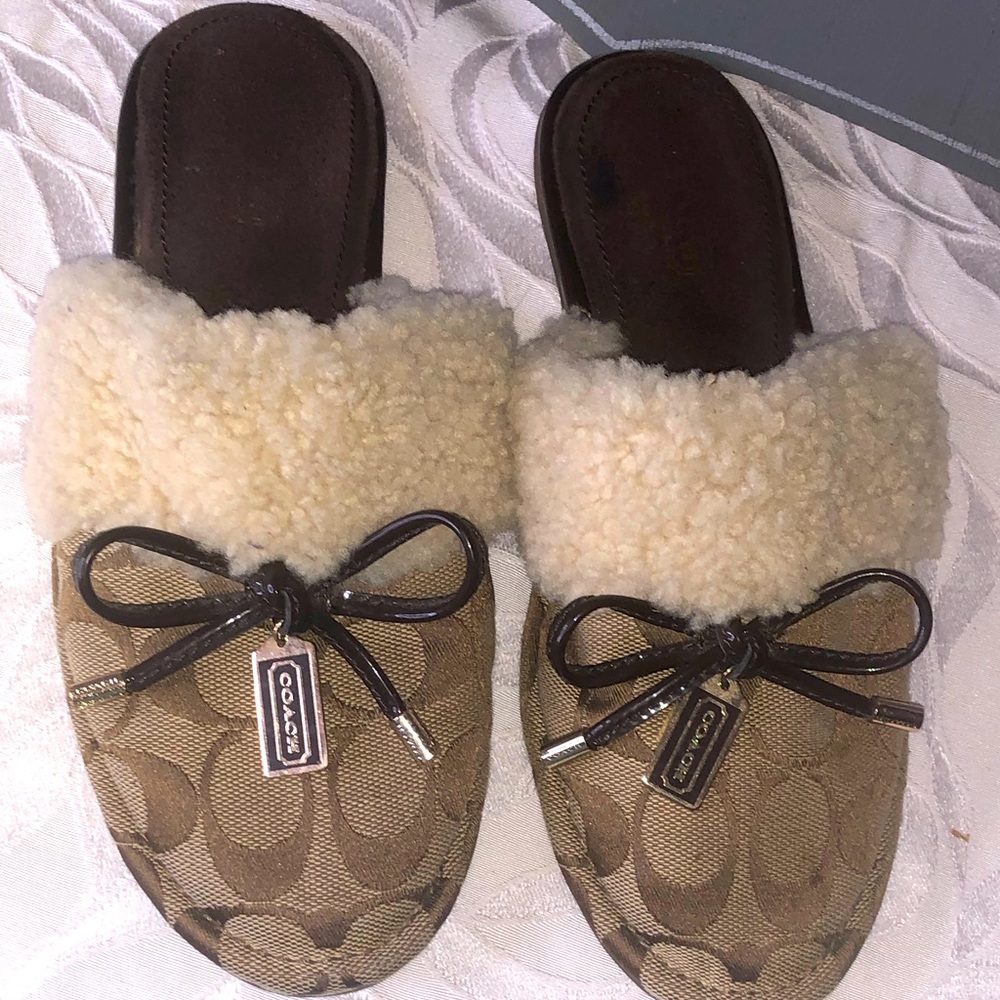 COACH slippers/flats